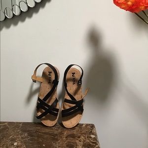 KORkS WOMEN SANDALS SIZE 7 M
